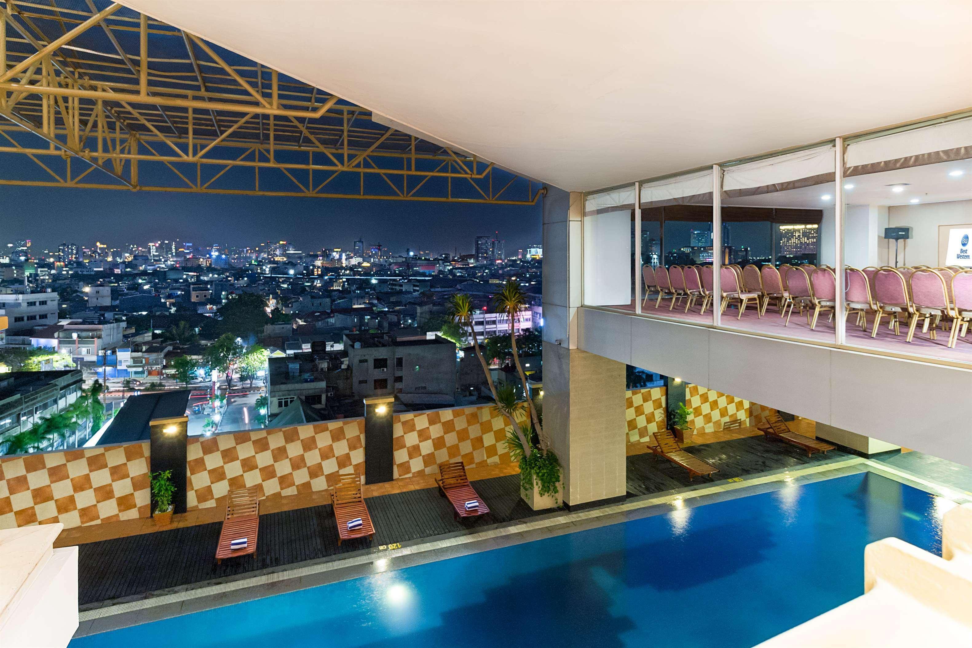 Best Western Mangga Dua Hotel & Residence Jakarta Kültér fotó
