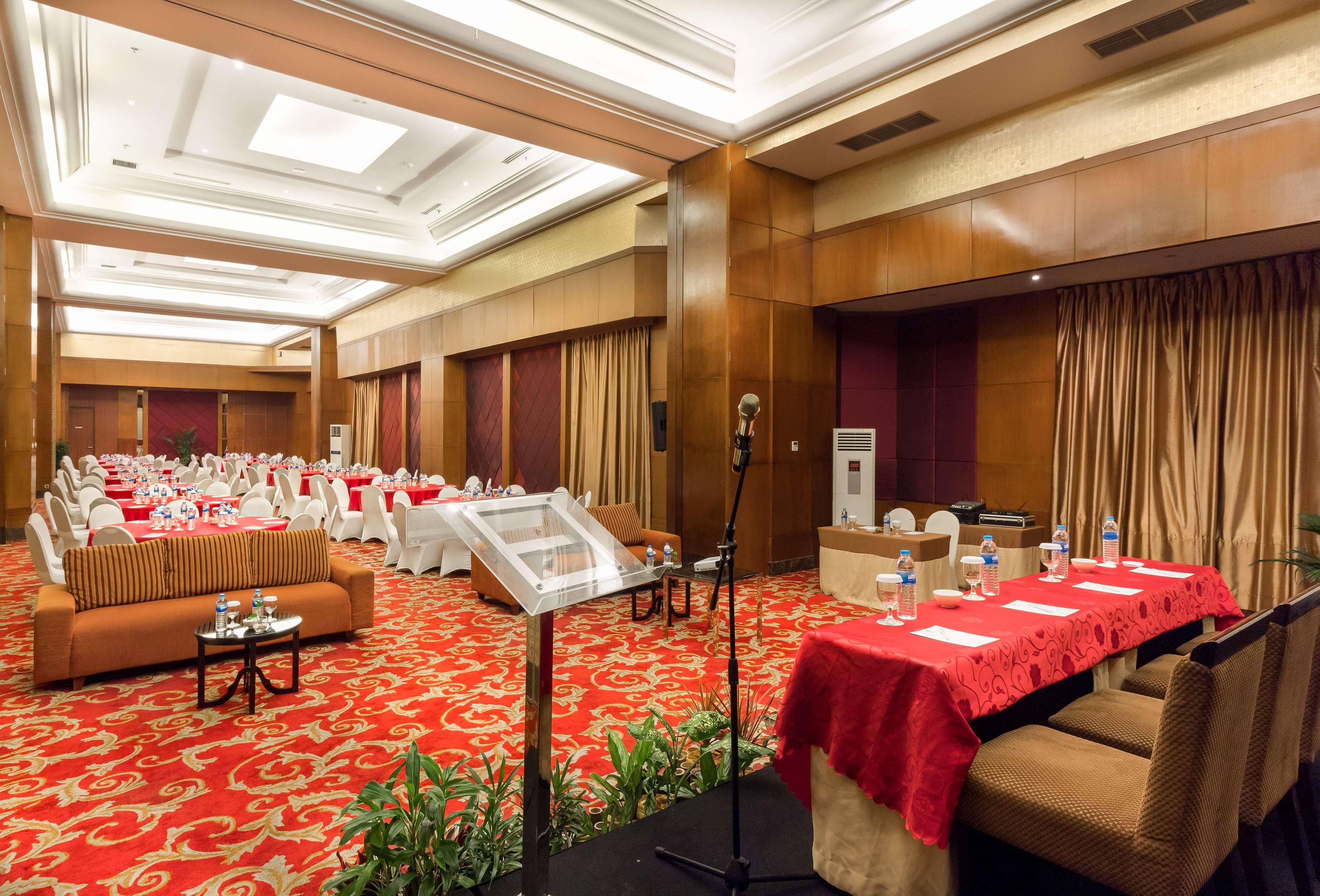 Best Western Mangga Dua Hotel & Residence Jakarta Kültér fotó