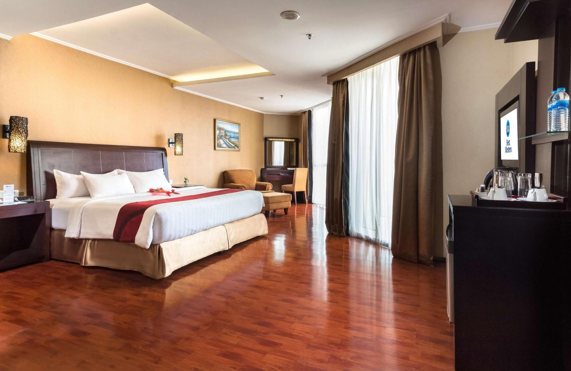 Best Western Mangga Dua Hotel & Residence Jakarta Kültér fotó